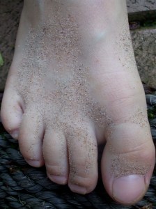 of sandy toes